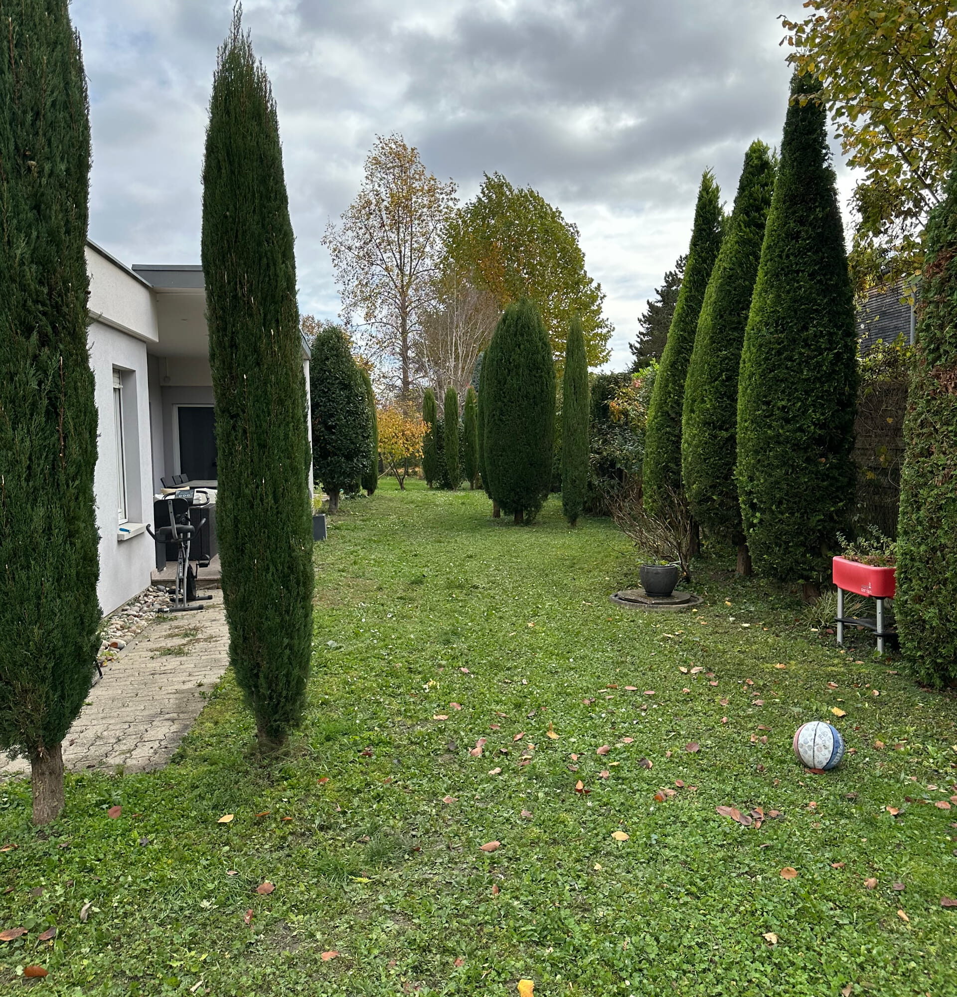 HECKY82 1920X2000 | Paysage Hecky Un jardin entretenu toute l’année, sans effort Valentigney